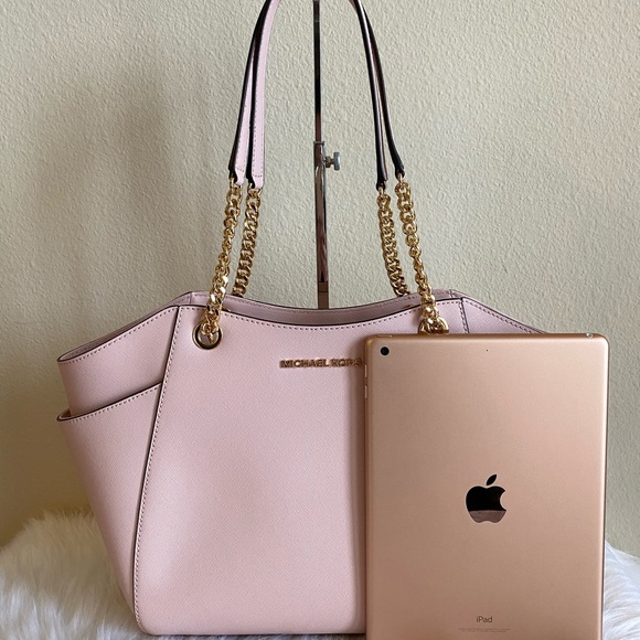 Michael Kors - Picture 6 of 8